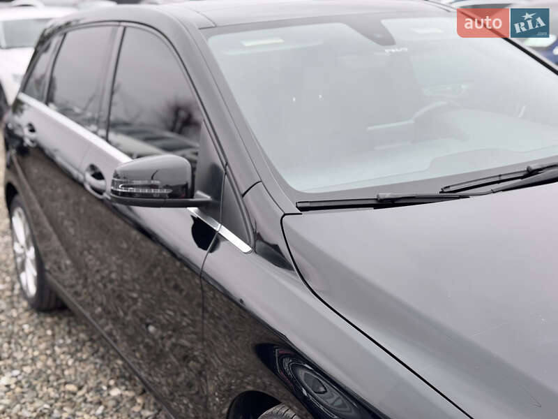 Хетчбек Mercedes-Benz B-Class 2017 в Івано-Франківську