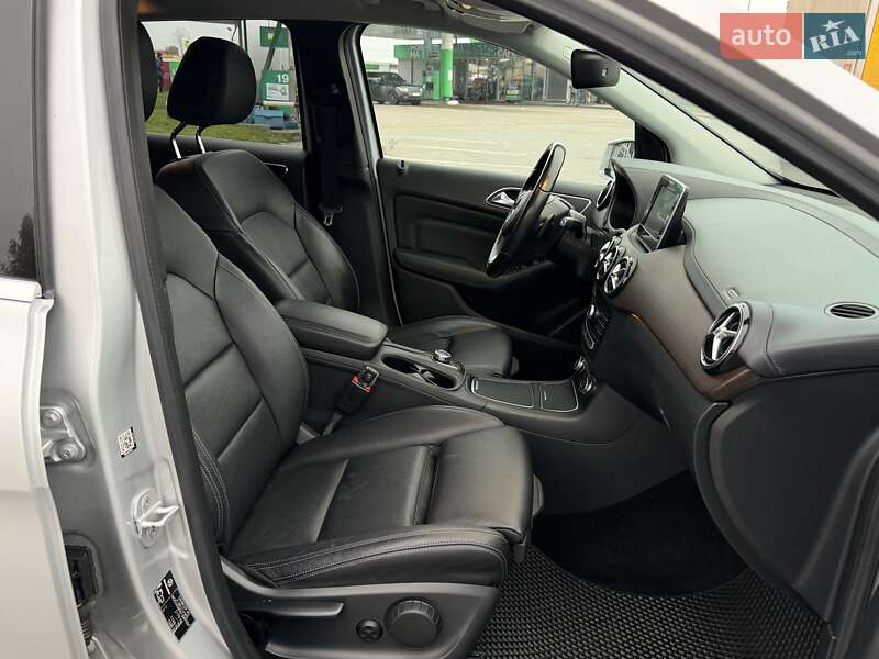 Хэтчбек Mercedes-Benz B-Class 2016 в Виннице фото 22 Хэтчбек Mercedes-Benz B-Class 2016 в Виннице