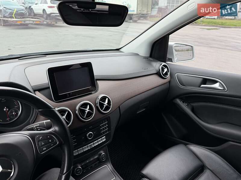 Хэтчбек Mercedes-Benz B-Class 2016 в Виннице фото 27 Хэтчбек Mercedes-Benz B-Class 2016 в Виннице