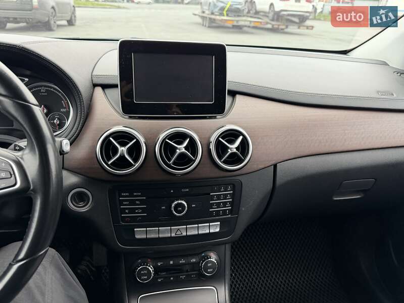 Хэтчбек Mercedes-Benz B-Class 2016 в Виннице фото 29 Хэтчбек Mercedes-Benz B-Class 2016 в Виннице