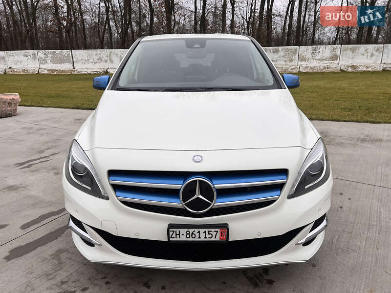 Хэтчбек Mercedes-Benz B-Class 2015 в Луцке фото 2 Хэтчбек Mercedes-Benz B-Class 2015 в Луцке