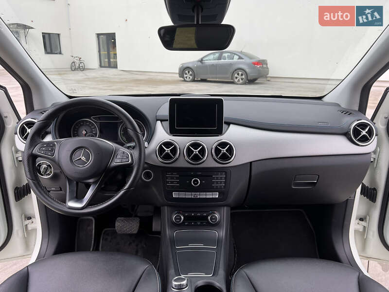 Хэтчбек Mercedes-Benz B-Class 2015 в Луцке фото 17 Хэтчбек Mercedes-Benz B-Class 2015 в Луцке