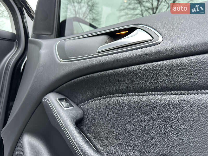 Хетчбек Mercedes-Benz B-Class 2016 в Дрогобичі фото 55 Хетчбек Mercedes-Benz B-Class 2016 в Дрогобичі