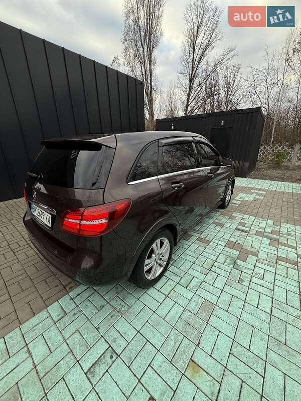 Хетчбек Mercedes-Benz B-Class 2015 в Рівному фото 6 Хетчбек Mercedes-Benz B-Class 2015 в Рівному