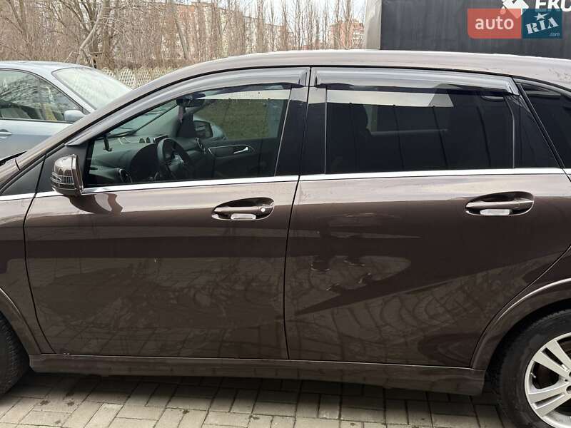 Хетчбек Mercedes-Benz B-Class 2015 в Рівному фото 13 Хетчбек Mercedes-Benz B-Class 2015 в Рівному