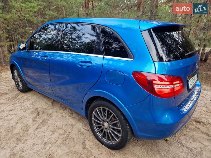 Хетчбек Mercedes-Benz B-Class 2015 в Дніпрі