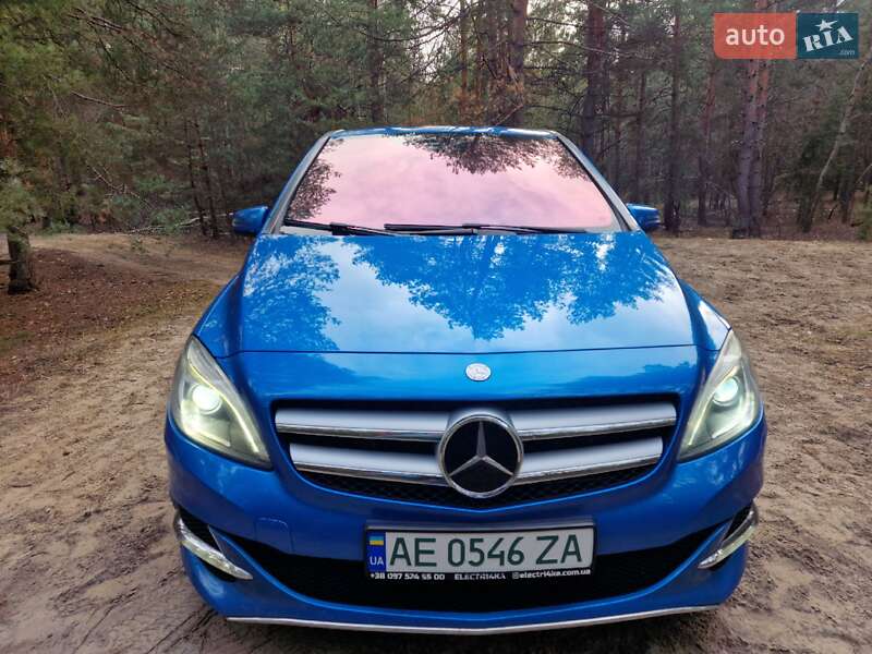 Хетчбек Mercedes-Benz B-Class 2015 в Дніпрі