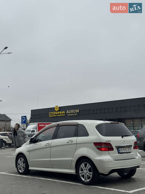 Хэтчбек Mercedes-Benz B-Class 2010 в Софиевской Борщаговке фото 3 Хэтчбек Mercedes-Benz B-Class 2010 в Софиевской Борщаговке