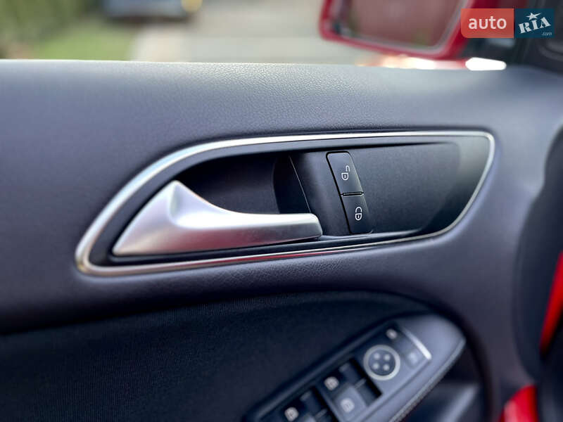 Хэтчбек Mercedes-Benz B-Class 2016 в Дрогобыче