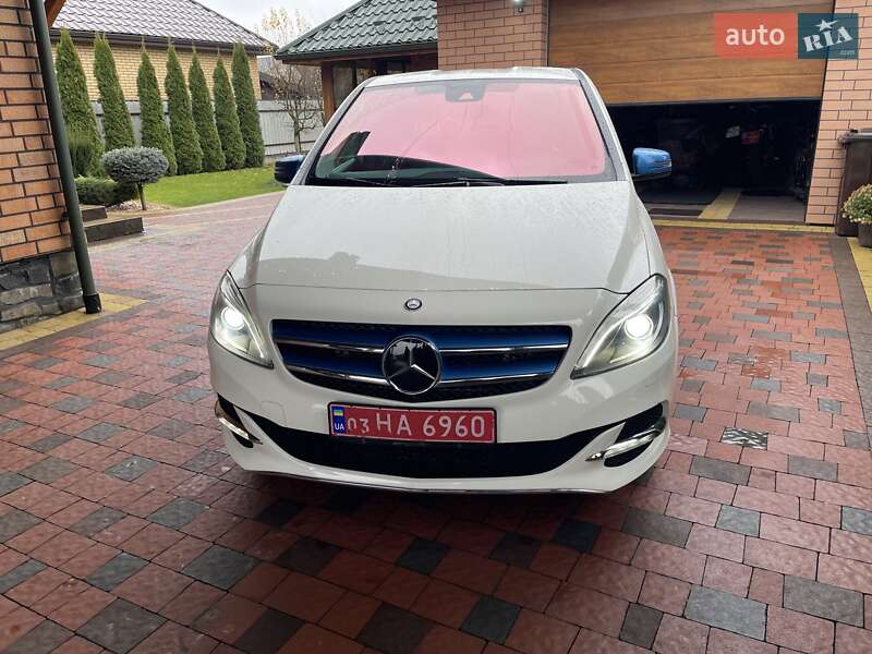 Mercedes-Benz B-Class 2017