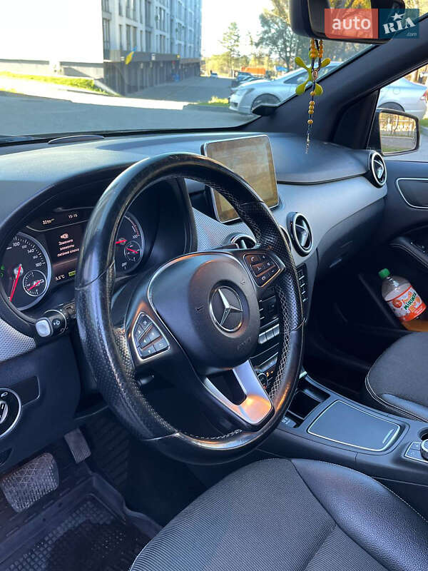 Хетчбек Mercedes-Benz B-Class 2015 в Львові