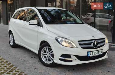Хэтчбек Mercedes-Benz B-Class 2016 в Ивано-Франковске