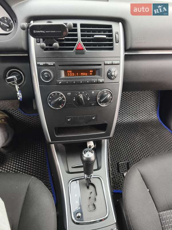 Хетчбек Mercedes-Benz B-Class 2010 в Києві фото 46 Хетчбек Mercedes-Benz B-Class 2010 в Києві