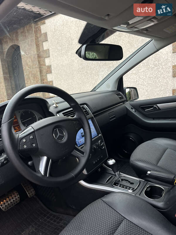 Хэтчбек Mercedes-Benz B-Class 2009 в Николаеве