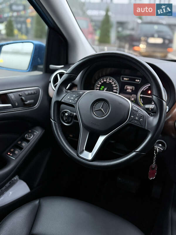 Хэтчбек Mercedes-Benz B-Class 2014 в Виннице