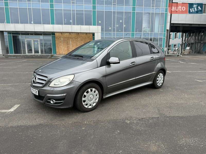Хетчбек Mercedes-Benz B-Class 2010 в Дніпрі