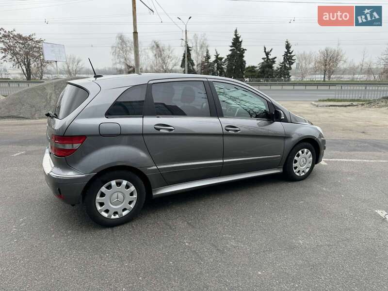Хетчбек Mercedes-Benz B-Class 2010 в Дніпрі