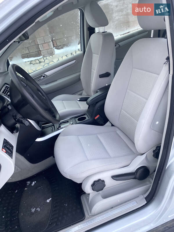 Хэтчбек Mercedes-Benz B-Class 2005 в Тернополе фото 8 Хэтчбек Mercedes-Benz B-Class 2005 в Тернополе