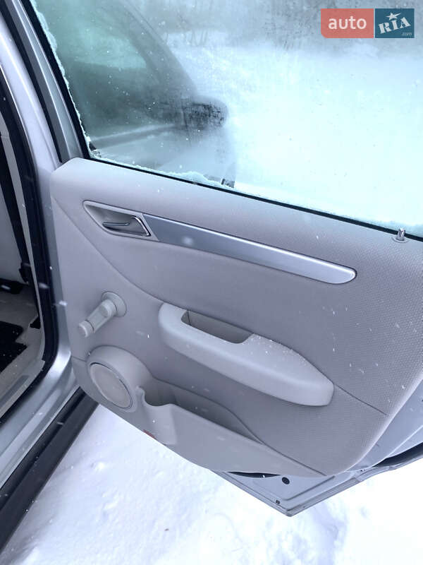 Хэтчбек Mercedes-Benz B-Class 2005 в Тернополе фото 17 Хэтчбек Mercedes-Benz B-Class 2005 в Тернополе