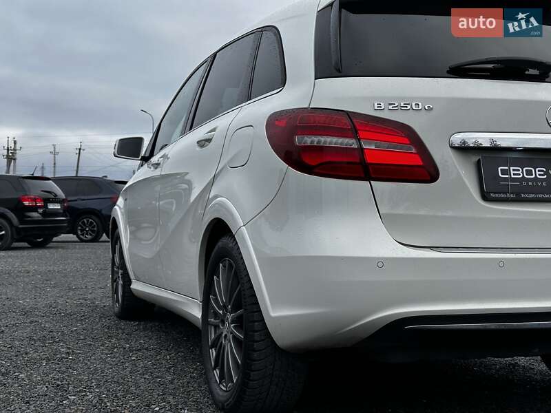 Хетчбек Mercedes-Benz B-Class 2017 в Львові