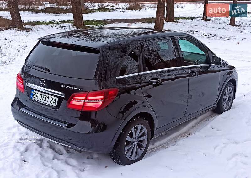 Хэтчбек Mercedes-Benz B-Class 2015 в Кривом Роге