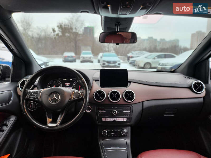 Хэтчбек Mercedes-Benz B-Class 2015 в Киеве