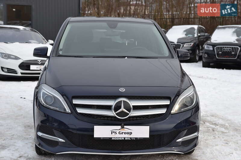 Хэтчбек Mercedes-Benz B-Class 2017 в Луцке