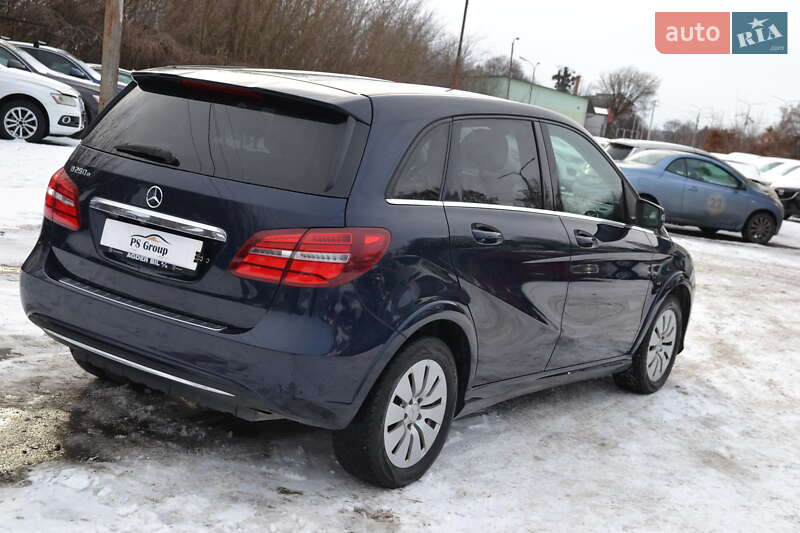 Хэтчбек Mercedes-Benz B-Class 2017 в Луцке