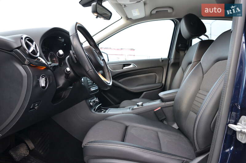 Хэтчбек Mercedes-Benz B-Class 2017 в Луцке