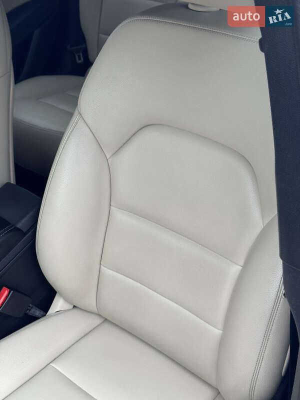 Хэтчбек Mercedes-Benz B-Class 2016 в Дрогобыче