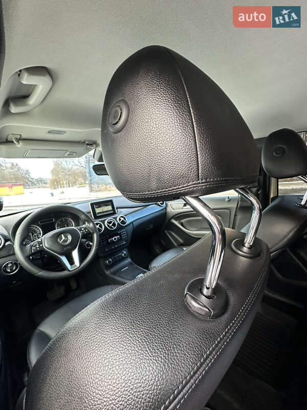 Хетчбек Mercedes-Benz B-Class 2014 в Луцьку фото 19 Хетчбек Mercedes-Benz B-Class 2014 в Луцьку