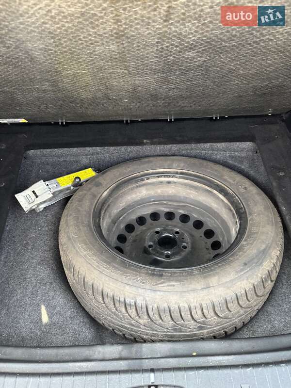 Хэтчбек Mercedes-Benz B-Class 2005 в Остроге