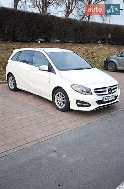 Хэтчбек Mercedes-Benz B-Class 2015 в Виноградове