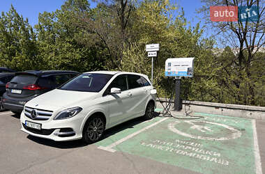 Хэтчбек Mercedes-Benz B-Class 2015 в Каменском