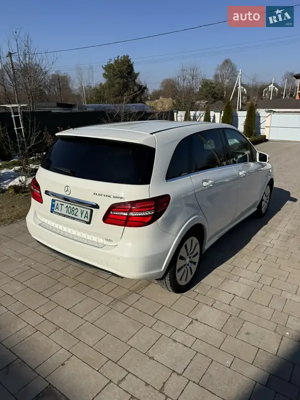 Mercedes-Benz B-Class 2015 VIN WDD2428901J005399 фото оголошення 6 з 31