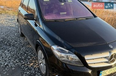 Хэтчбек Mercedes-Benz B-Class 2017 в Львове