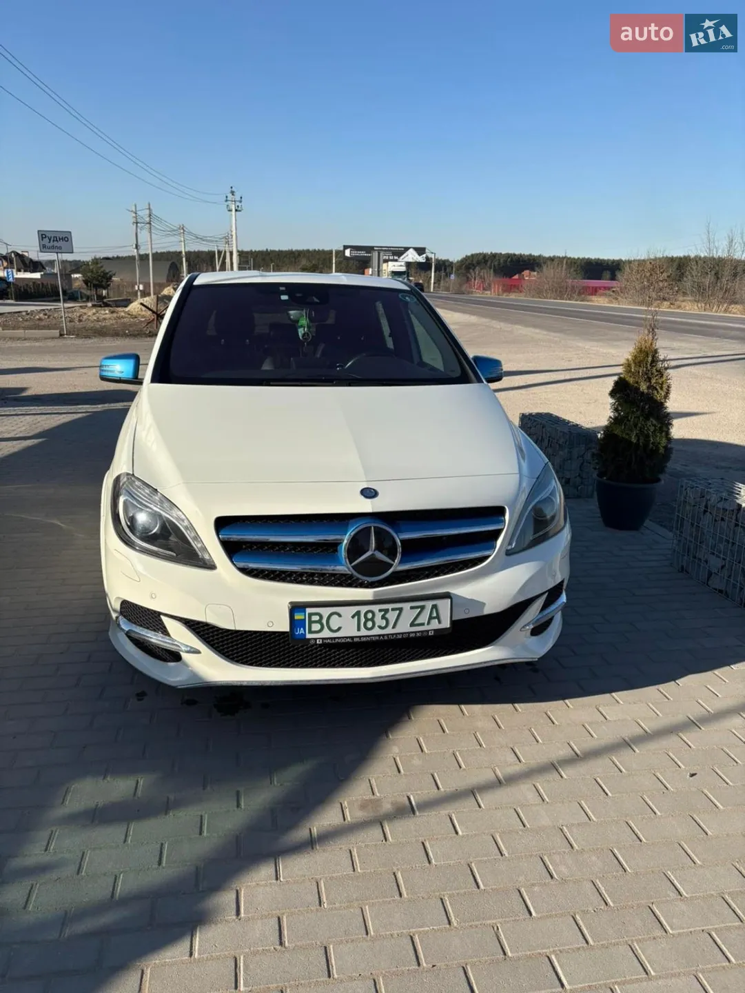 Mercedes-Benz B-Class 2015