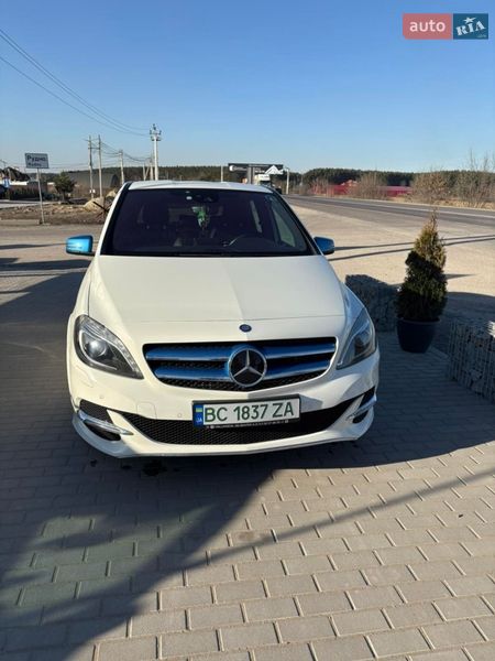 Mercedes-Benz B-Class 2015