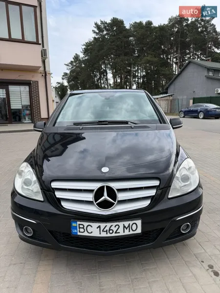 Mercedes-Benz B-Class 2011