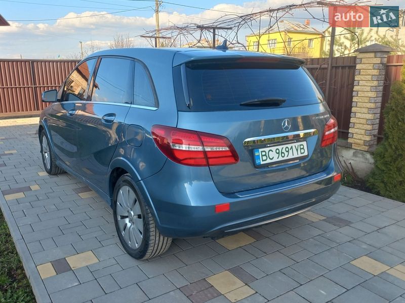 Хэтчбек Mercedes-Benz B-Class 2015 в Трускавце