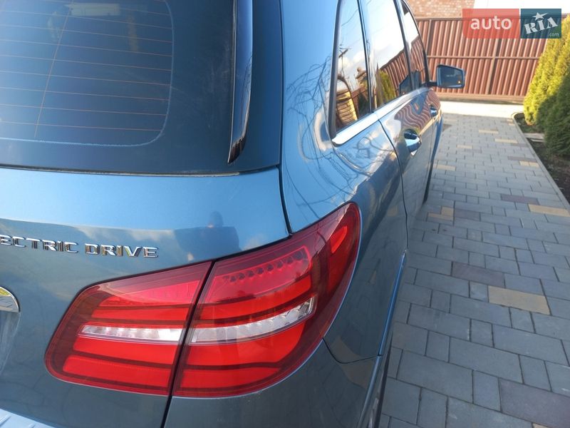Хэтчбек Mercedes-Benz B-Class 2015 в Трускавце