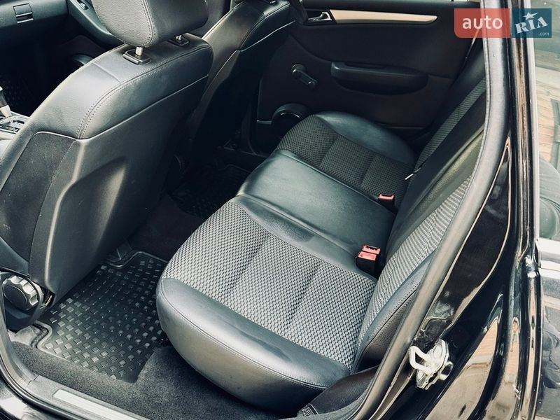 Хэтчбек Mercedes-Benz B-Class 2009 в Виннице