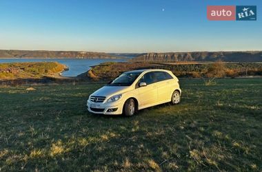 Хэтчбек Mercedes-Benz B-Class 2011 в Киеве