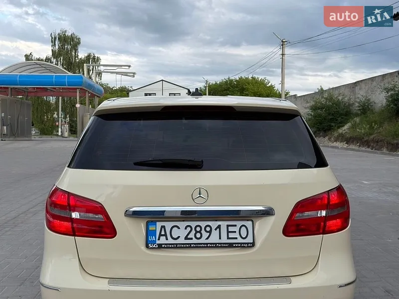 Mercedes-Benz B-Class 2014 VIN WDD2462121J292059 фото оголошення 18 з 93