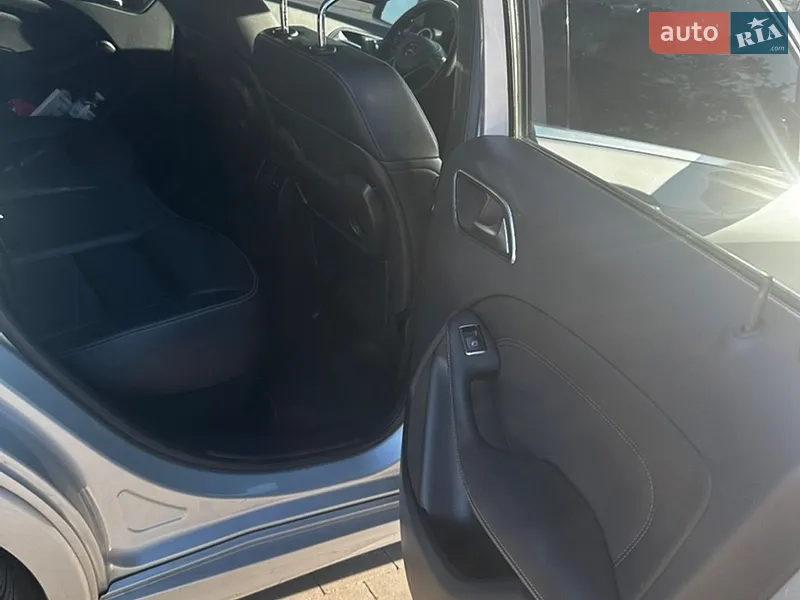 Mercedes-Benz B-Class 2015 VIN WDDVP9ABXFJ005155 фото оголошення 5 з 48