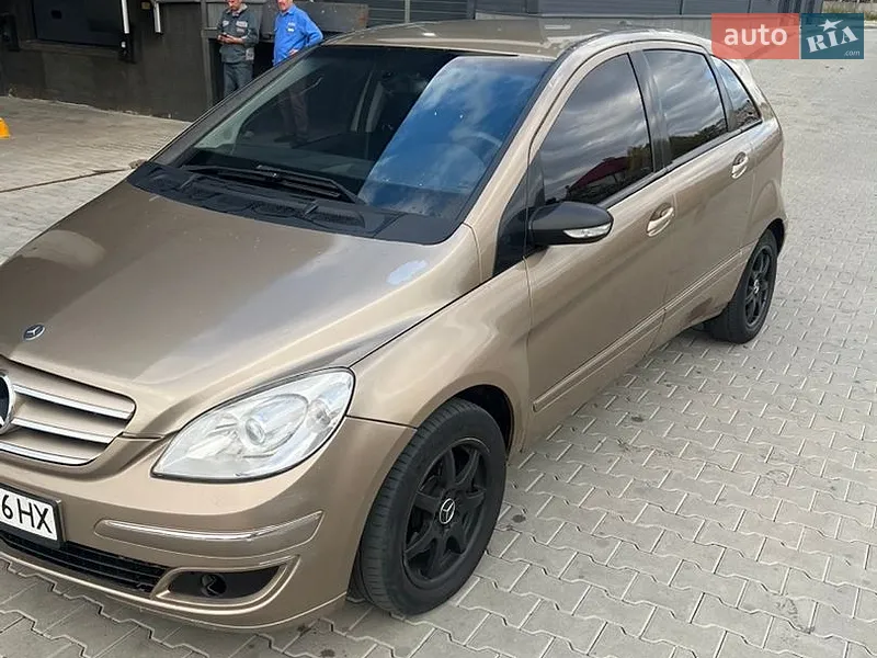 Mercedes-Benz B-Class 2005