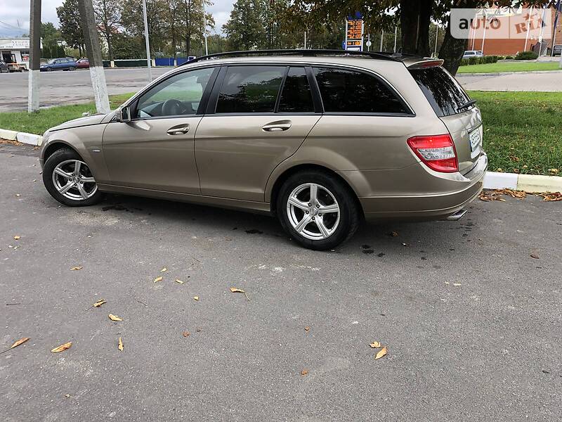 Mercedes-Benz C 220