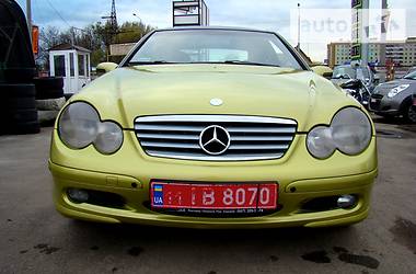 Купе Mercedes-Benz C-Class 2001 в 
