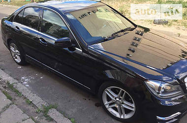 Седан Mercedes-Benz C-Class 2013 в Киеве