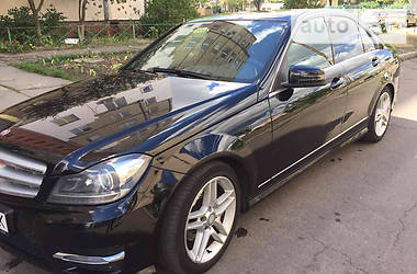 Седан Mercedes-Benz C-Class 2013 в Киеве